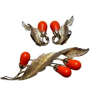 Vintage 60’s Sarah Coventry Brooch & Clip‎ Earrings set “Bittersweet” signed